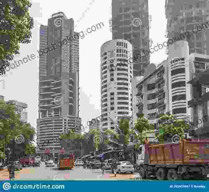 Bustling Metropolis Of Mumbai Fodor S Essential India: With Delhi Rajasthan Mumbai Kerala (Full Color Travel Guide 4)